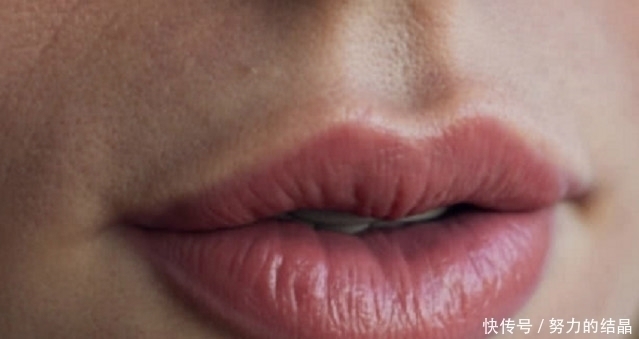 皱纹|土豪晒限量寡姐手办,原以为血亏,看到皱纹那瞬间,网友:跪服!