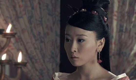 刘邦|吕后情夫审食其，能搞定第一夫人，八面玲珑，却为何惨遭锤杀？