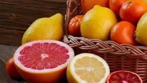 柚子|女性到了中年,推荐吃3种食物,滋肝养肾,排毒抗衰,增强抵抗力