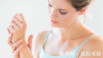 女人|女人化妆时学会这些技巧,轻松持妆一整天!