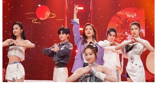 流量&實力歌手的差距：張韶涵降維打擊黃明昊，玲花帶不動一群人