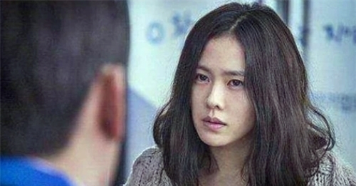 4年前,一对夫妻在电梯神秘失踪,查遍监控都