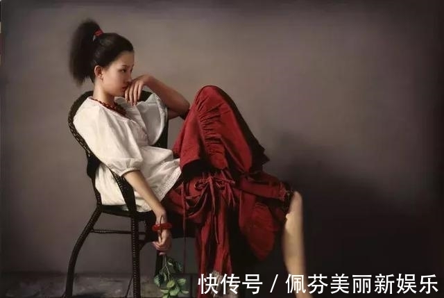 吴成伟！牛掰! 他的画作直逼冷军, 还卖出天价