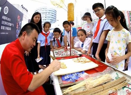 景区|“端午”小长假首日，成都主要旅游景区客流增长显著