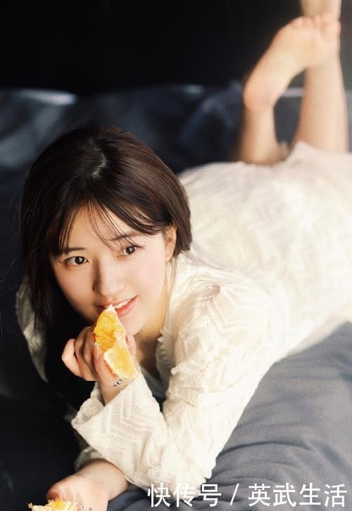 过目不忘|一眼就能识别的“天然美女”,脸上都有4个特征,让异性过目不忘