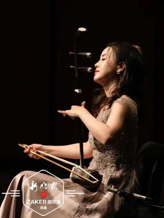  钢琴家李渊|一把二胡演绎古今中外，一场独奏音乐会带来“弦外之音”