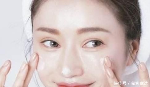 3位院士忠告：美白其实很简单，睡前吃一物，坚持20天，色素自消