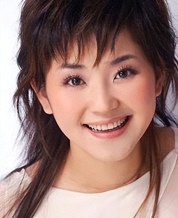 从“央视一姐”到“查无此人”！49岁的方琼，如今过的怎样？ - 360娱乐，你开心就好
