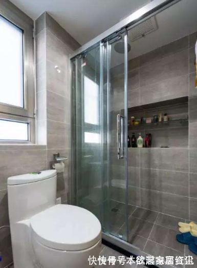 置物架|为何越来越多人在卫生间墙上打槽？看了朋友家装修，我恍然大悟