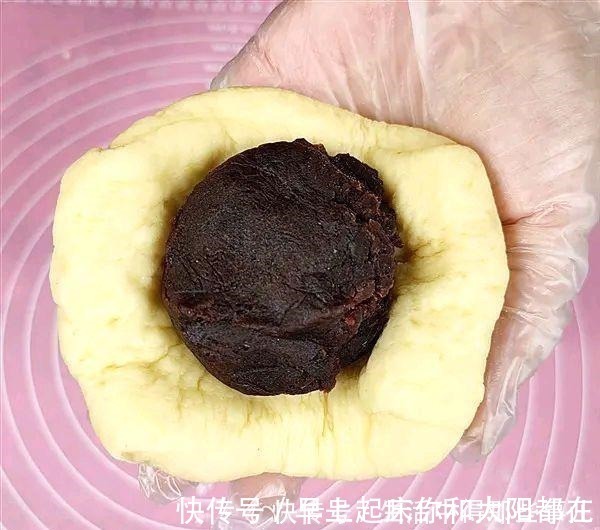 豆馅儿|面包新做法,不用烤箱不用电饭煲,香甜又柔软,想失败都难