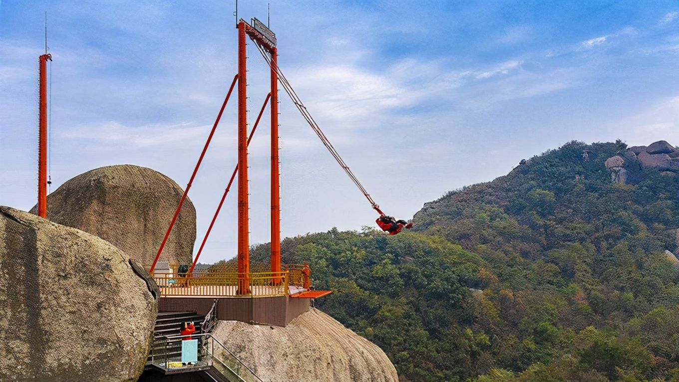 高空|逃离城市48小时 4种玩法解锁巨石山520米高空皖美旅行