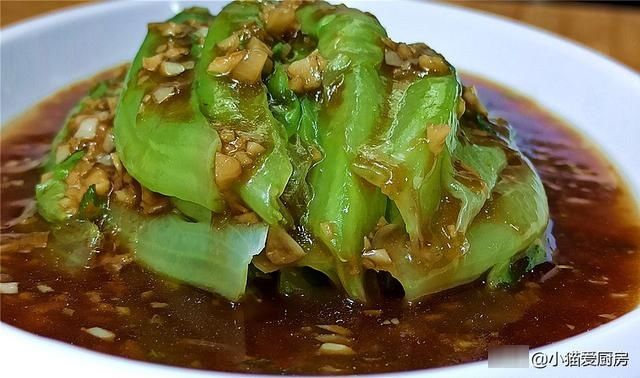 蚝油生菜很多人做错了，教几个小技巧，脆嫩鲜香不发黑，特爽口