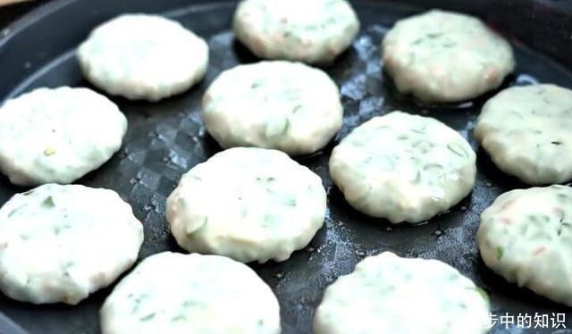 立秋后,多吃这菜,1块钱一斤,维C是土豆5倍,做成小饼最好吃