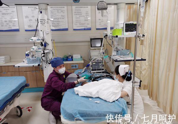 海姆立克|感谢!出生仅7天宝宝呛奶窒息,医生坚持抢救1小时救回