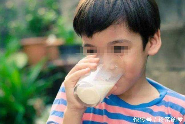 父母|10岁男孩半年长高12厘米,2类食物是身高“加速器”,可多吃