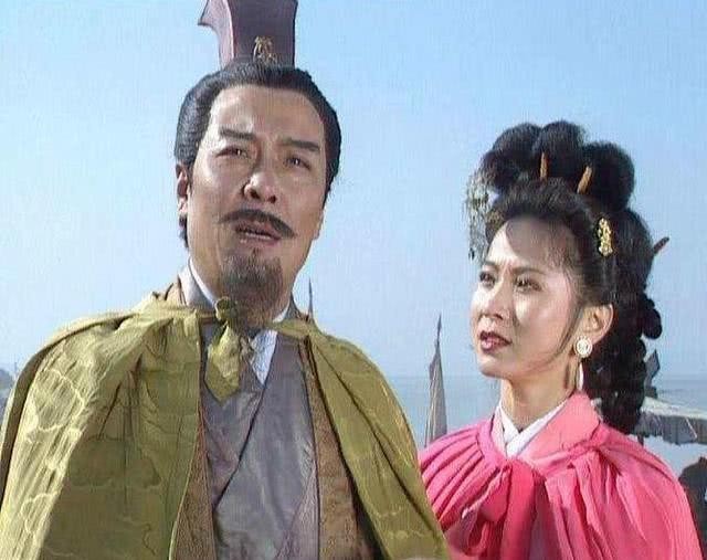 无人|蜀亡后,关羽三族被灭,为何张飞家族无人敢动?其实曹魏有人撑腰