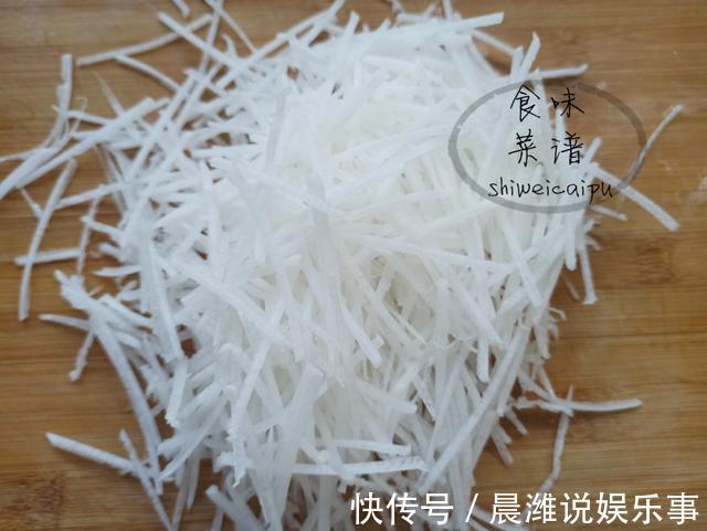 金桔|嗓子干痒不舒服,教你3款养生汤,润肺止咳很有效,成本才几块钱