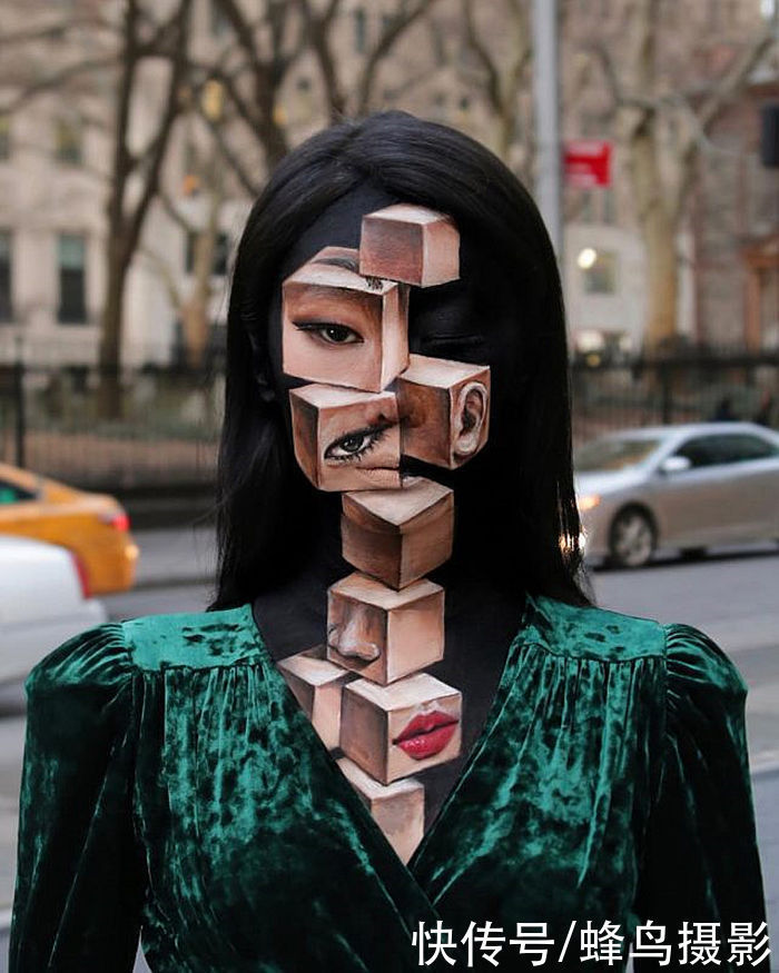 艺术家|韩国一女学生在身上画画,脸和牙齿都不放过,犹如“贞子”再现