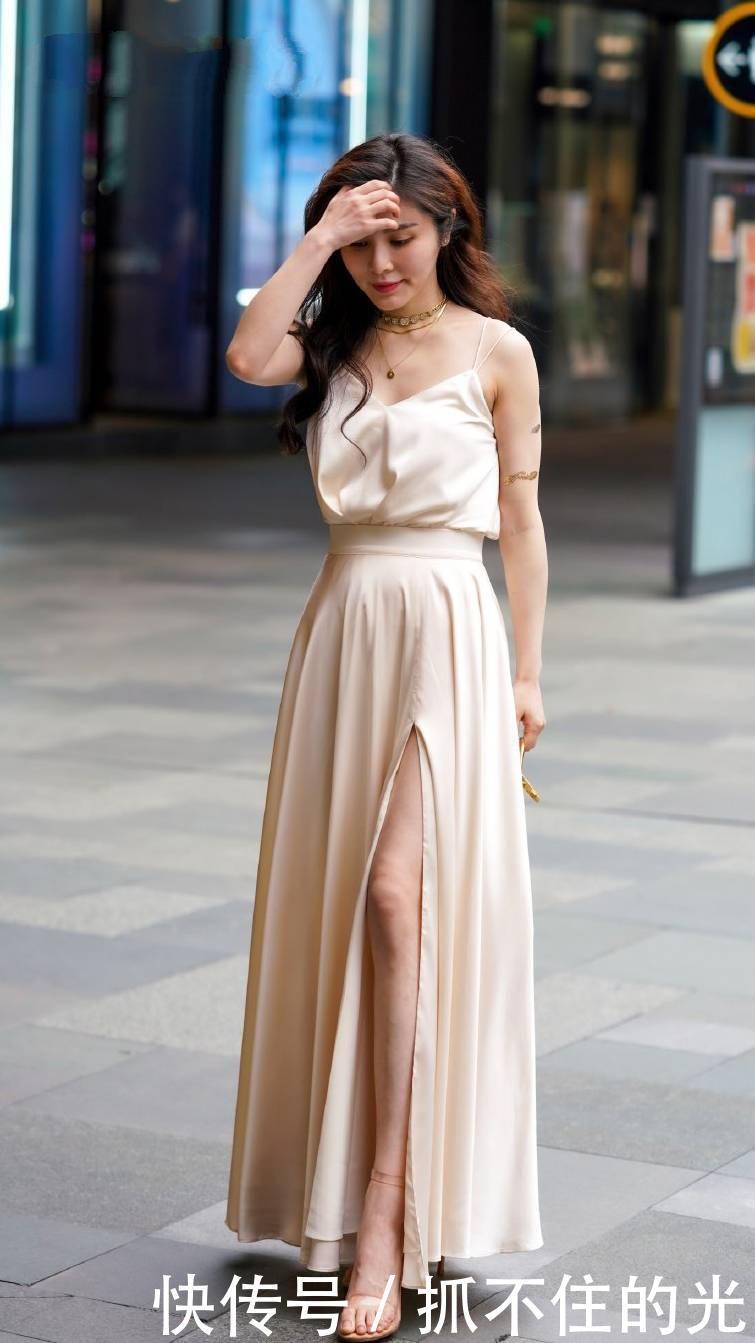 美丽|优雅的气质美女,吊带连衣裙,美丽又优雅,尽显落落大方的美
