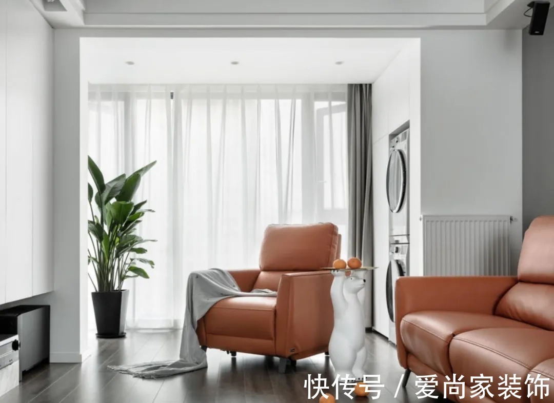 收纳|100㎡只刷乳胶漆,没有吊顶不做造型,把家装得干干净净