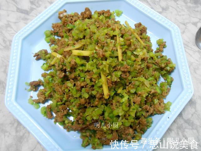 儿子天天嚷着吃这菜，常吃身体壮脑瓜灵，太香了，冬天吃最棒