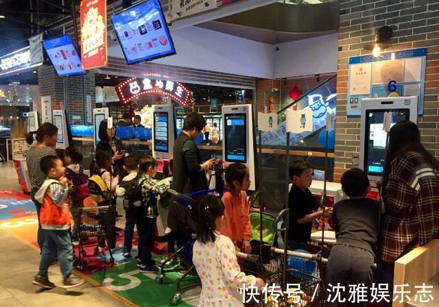 孩子|熊孩子用牙签扎破超市45袋大米,妈妈霸气购回,网友这做法绝了