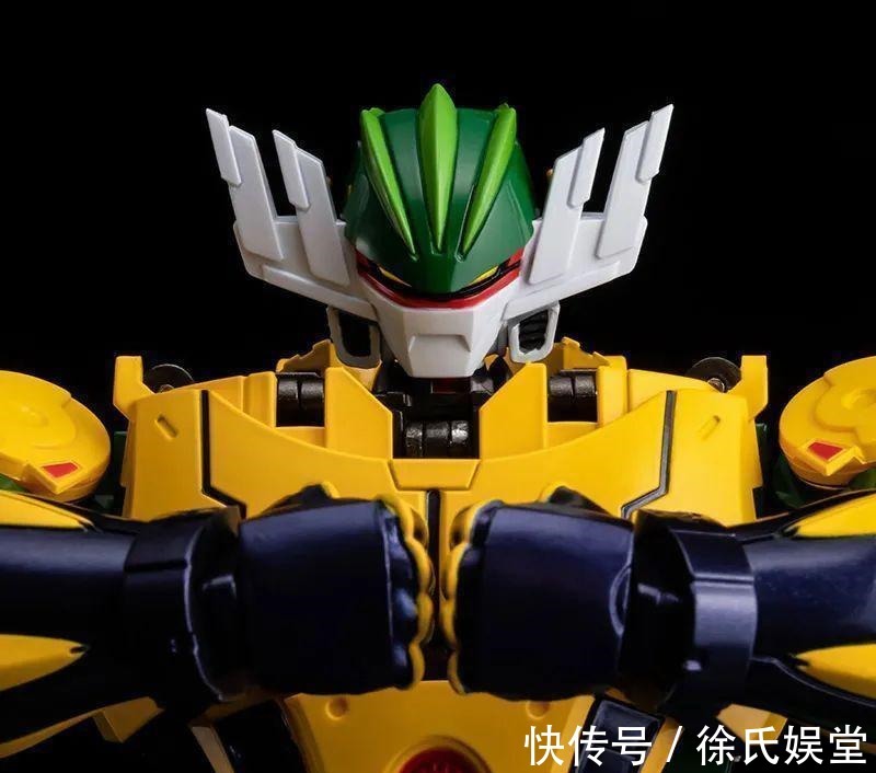 钢铁|这辆汽车居然能变形为钢铁杰克?