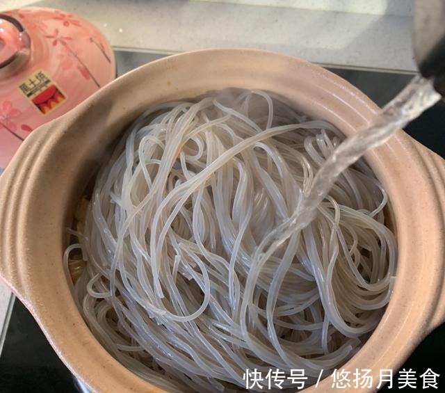 味道|自制白菜肉末粉丝煲，食材普通，味道很好，做法也简单！