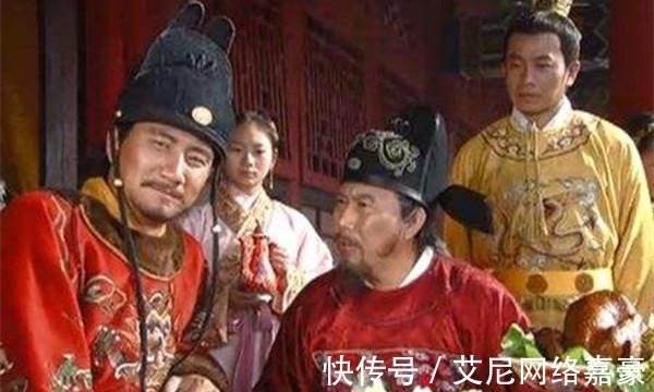 癖好, 每日都不能少, 后宫的妃子们叫苦不迭