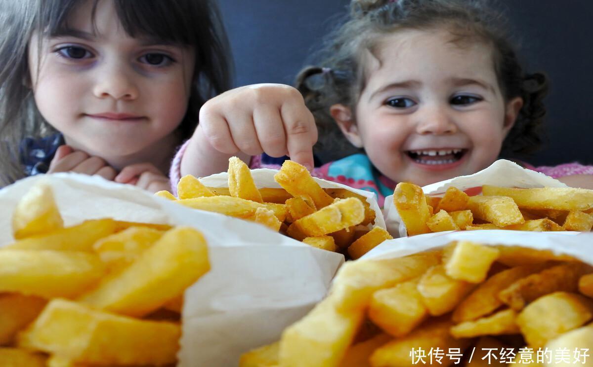 菲菲|菲菲减肥八年，体重一直上上下下，一直在努力，也一直在吃