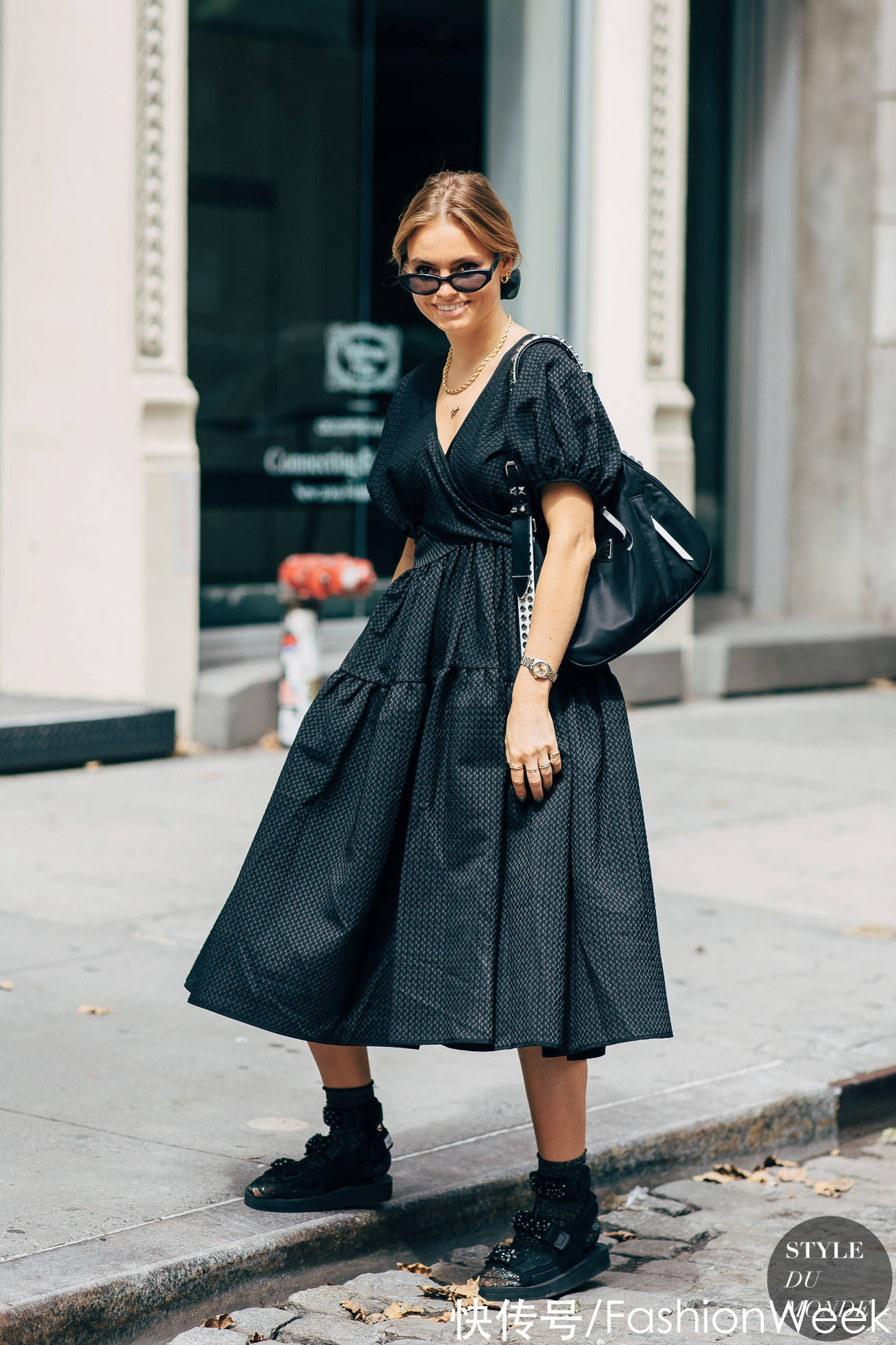 穿搭|今夏「Celine女孩」风穿搭实红