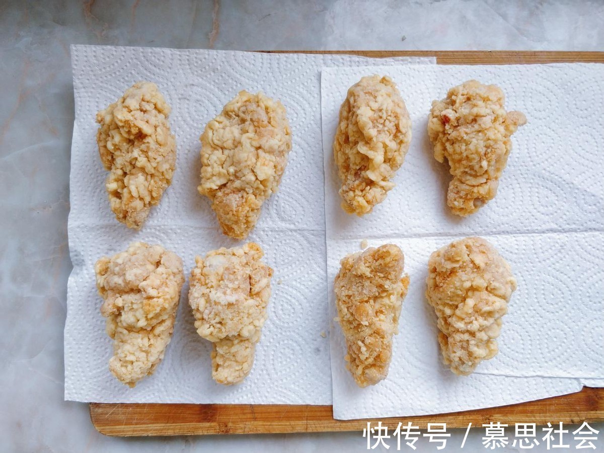 韩式|告别外卖炸鸡,想吃韩式炸鸡在家就能做,酸辣可口,吃了还想吃