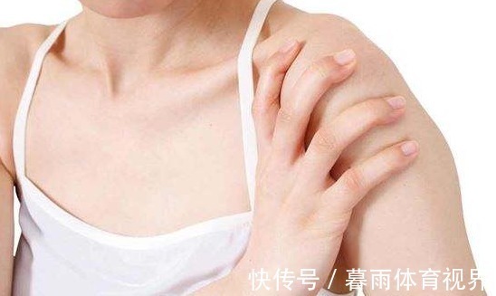 尺泽穴|人体自带4个长寿窝,每天只要5分钟,拍一拍,心肝脾肺肾都好了!