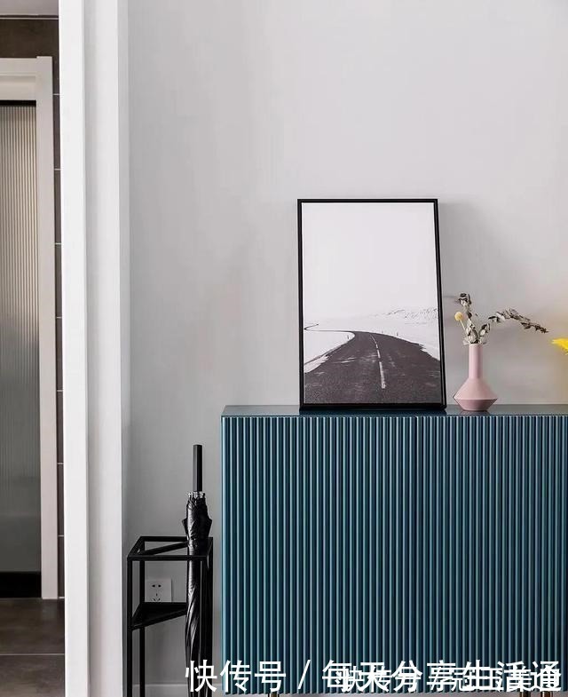 平面图|100平三居室,轻奢风,色彩明亮,简约清爽(附平面图)!