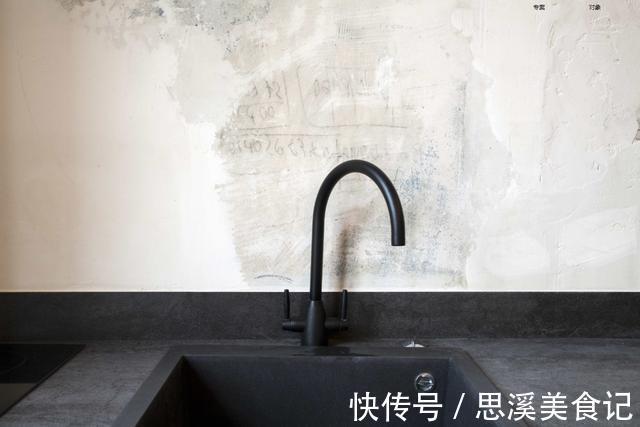 小宅|80后男主的37㎡小宅,不刷墙不买床,全屋“赤贫风”