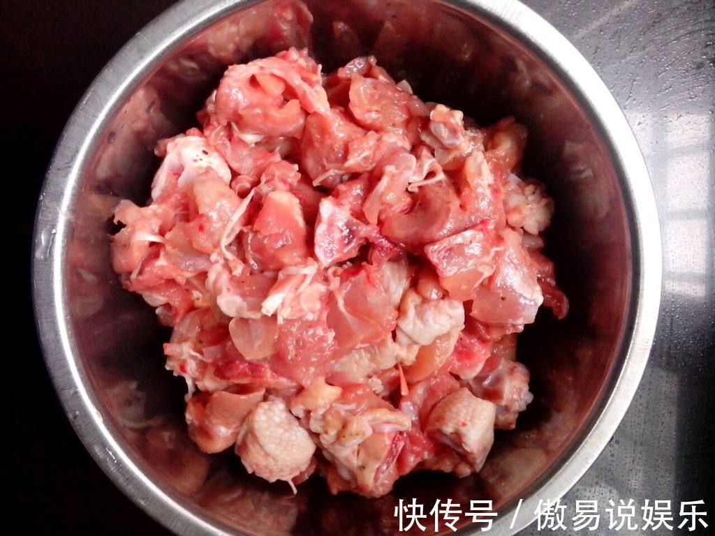 辣子鸡怎样做好吃川菜老师傅不小心说漏嘴,只要记住一点即可