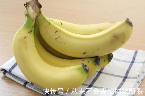 香蕉什么时候吃最好？早上还是晚上，注意了解，别再吃错