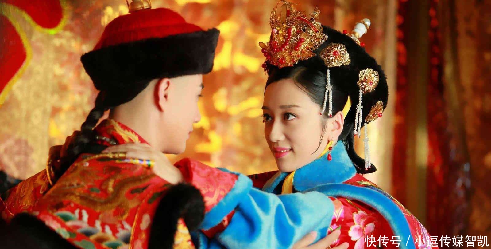 头饰|百年前晚清夫妻照，大多面无表情，国色天香的婉容太显眼