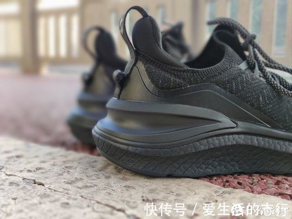 元素 都是爆米花中底 米家 361 天越 日常元素 4款运动鞋谁更能打?