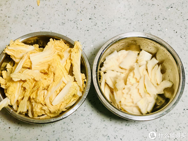 炒白菜，有人盐腌有人直接炒，都不全面，教你正确做法，脆嫩入味