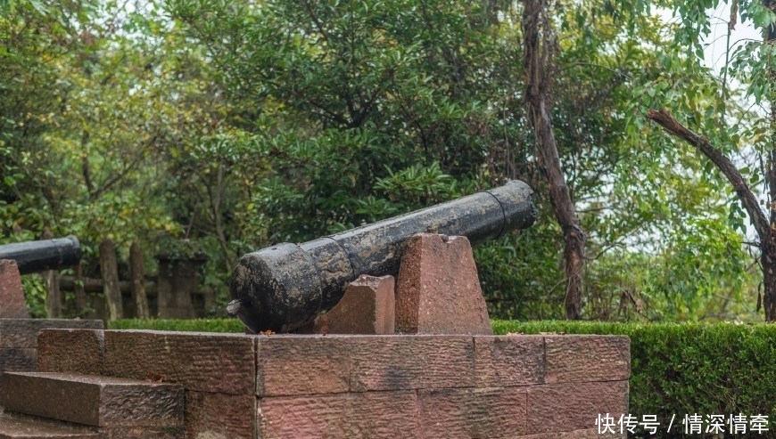 浙江有座小岛，近千年采石挖了1360多个洞，还曾是海盗基地