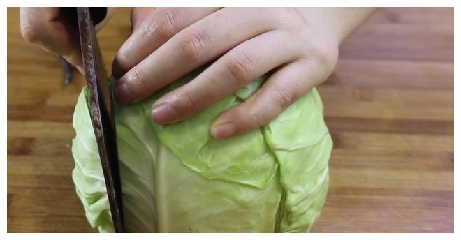 吃了30年的包菜,这做法第一次见,一大盘上桌不够吃,超过瘾