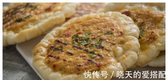 好吃|面粉试试这样做一次，比包子油条好吃百倍，上层肉香底层焦脆