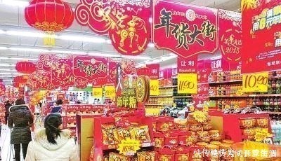 名字|4岁女孩在商场和父母走散，当她说出爸爸名字后，民警笑翻了