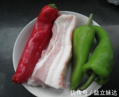 炒肉时，别用淀粉腌！大厨教你2招，不管啥肉都滑嫩入味，超好吃