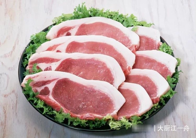 热水|猪肉清洗有人用热水，有人用冷水大厨都不对，难怪猪肉不好吃