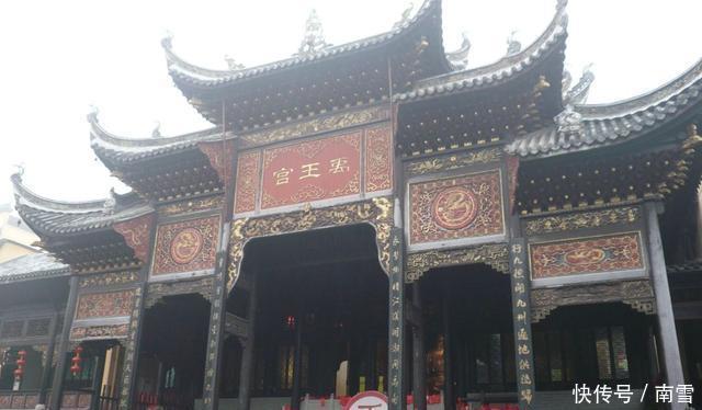 张献忠|此人是史上唯一一位,把皇帝气崩溃的农民起义军领袖,但结局悲惨!