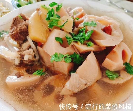 山药乌鸡汤|入秋后,记得多给家人喝这3道汤,营养滋补又润燥,暖身养胃!