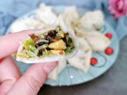 诀窍|纯素馅饺子好吃有诀窍，调馅时加点它，又鲜又香，比肉饺子受欢迎