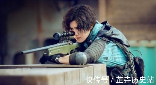 鹿晗|鹿晗:不要“流量”要“编制”,这一次他是真的看透了?